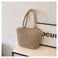 Borsa tote minimalista in cotone intrecciato beige con pois neri per le vacanze estive - Cachi