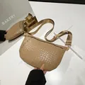 Khaki Umhängetasche mit Webmuster, schwarzem Metallreißverschluss und breitem Gurt - Khaki