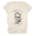 Dettaglio della stampa Suriel Tea Co su t-shirt in cotone crema con girocollo e maniche - S / Sabbia (Stampa Nera)
