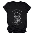 Gros plan de l'imprimé Suriel Tea Co sur t-shirt noir en coton à col rond et manches retroussées - S / Noir (Impression Blanche)