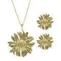 Schmuckset aus goldener Sonnenblumen-Halskette und Ohrsteckern mit Blütenblattstruktur - Sonnenblume Blumenstil (STJS2512)