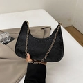 Borsa hobo nera con motivo a serpente e catena dorata elegante per donna di moda - Nero