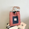Bolso tote reversible de lona a cuadros rojos con bolsillo denim y asas tejidas - Cuadros Rojos y Blancos (Estilo Pequeño A)