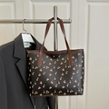 Borsa tote nera minimalista con stampa di ciliegie rosse e manici in ecopelle marrone - Nero