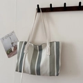 Bolso tote de lona con rayas verticales en verde salvia y crema para el trabajo - Blanco