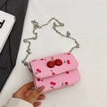 Rosafarbene PU-Umhängetasche mit Kirschmuster und dekorativer Kirschschnalle mit Strass - Rosa