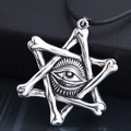 Pendentif vintage œil de la providence et étoile en os sur fond de cuir noir chic - Argent Antique