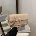 Borsa a tracolla francese in pelle martellata beige con chiusura a goccia d'oro - Cachi