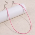 Collar de cordón trenzado rosa con cierre de mosquetón plateado ajustable para mujer - Rosa (A10)