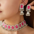 Vintage Middle Eastern jewelry set with pink geometric resin pendants and silver beads - Antique Silver Rose Red