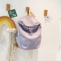 Lavendelpaarse nylon rugzak met B.a.g borduursel en crèmewitte schouderbanden - Paars