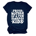 Dettaglio della stampa Proud Mother su t-shirt blu navy in morbido tessuto di cotone - Blu Marino (Lettere Bianche)