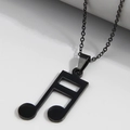 Collier note de musique noir mat minimaliste avec chaîne en acier inoxydable sur fond blanc - Style Double Croche (3101231)