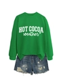 Set con felpa verde Hot Cocoa Weather e pantaloncini in denim strappati distesi - S / Verde Erba (Carattere Bianco)