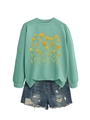 Ensemble décontracté avec sweat vert menthe à fleurs et short en jean bleu déchiré - Vert clair