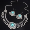 Conjunto bohemio de collar multicapa y pendientes con piedras turquesas y campanas - Azul lago