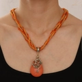 Vintage-Halskette im Boho-Stil mit orangefarbenem Edelstein und Perlenverzierung - Orange