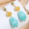 Elegant drop earrings with gold metal links and blue marble waterdrop beads - Light Green