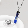 Vintage Totenkopf-Ring und Drachen-Halskette mit blauem Stein im Schmuckset - Blau