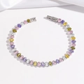 Dettaglio macro del bracciale tennis con zirconi colorati e chiusura in argento - Mix Multicolore (TT0286)