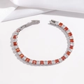 Bracciale tennis regolabile con zirconi arancioni e bianchi su sfondo di seta bianca - Zirconia Arancione e Bianca (TT0281)