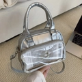 Silberne Ita-Tasche aus PU-Leder mit Klarsichtfenster, inklusive Tragegriff und Schultergurt - Silber