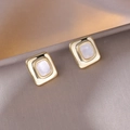 Elegant gold square stud earrings with white mother-of-pearl shell inlay for women - Geometric Square / White