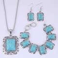 Parure de bijoux bohème argentée avec pierres turquoises rectangulaires et gravures - Ensemble Zirconium Vert