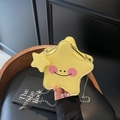 Mini borsa a tracolla gialla a forma di stella con smiley e tracolla a catena - Giallo