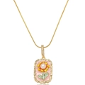 Dettaglio del ciondolo a girasole dorato con perla d'acqua dolce e zirconi incastonati - Collana Rosa