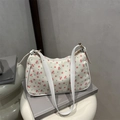 Borsa a tracolla bianca chic con stampa di ciliegie rosse e dettagli dorati stile 2025 - Ciliegia