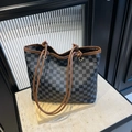 Sac cabas chic à carreaux gris foncé avec bandoulières en cuir marron et motifs floraux - Noir