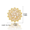 Eleganter Kristall-Gänseblümchen-Anstecknadel in Gold mit 2,7 cm Größe und 9g Gewicht - Reine Transparente Weiße Blume (XX0202)