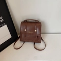 Vintage dunkelbrauner PU-Leder Rucksack mit Gold-Schnallen und Logo-Schriftzug - Braun