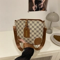 Bolso saco retro de lona beige y cuero marrón con correa ancha estampada - Caqui