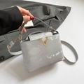 Chic grey snake-pattern tote bag with gold V-logo and detachable crossbody strap - Silver Snakeskin (6175)