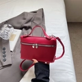 Elegante borsa a tracolla in pelle rossa a grana litchi con cerniera a forma di cuore - Rosso