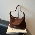 Vintage matte dark brown hobo bag with adjustable strap and metallic fashion logo - No Pendant / Brown