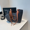 Vintage tote bag set van antraciet monogram canvas met bruine leren strik en tas - Monogram Tote En Zakje / Zwart