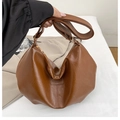 Retro brown pleated crescent tote bag with textured faux leather and shoulder strap - Brown No Pendant