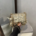 Borsa a tracolla alla moda con paillettes dorate e catena in metallo da donna - Oro