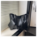 Bolso tote negro de piel con textura de lichi y bolso pequeño a juego tipo combo - Negro