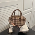Checkered wool mini Boston bag for kids in brown and pink with leather handles - Khaki
