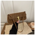 Borsa sottobraccio leopardata marrone con fibbia dorata e finitura scamosciata - Marrone