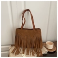 Bolso tote bohemio de ante marrón con detalles de flecos y asa trenzada - Marrón