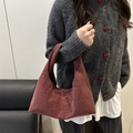 Chic burgundy leopard print tote bag in soft brushed fabric with large capacity - Red