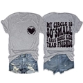 T-shirt gris en coton avec imprimé au dos et short en jean bleu délavé à plat - Gris Clair (Impression Noire)