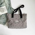 Borsa tote in velluto a coste grigio con fiocchi neri e tasca alla moda - Grigio