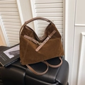 Borsa hobo vintage in pelle scamosciata marrone scuro con cinturini in cuoio - Marrone