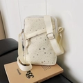 Schicke beige Canvas-Umhängetasche mit silbernem Sternenmuster und verstellbarem Tragegurt - Gebrochenes Weiß